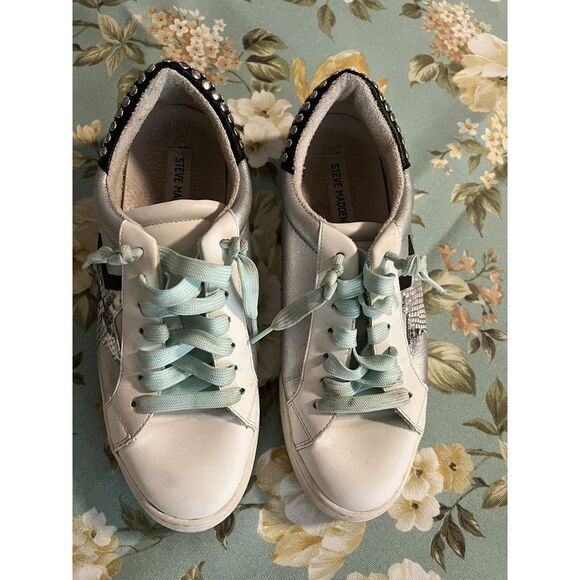 Steve Madden Sienna Philosophy Gold Snake Sneaker Womens Size 10M Used - Picture 2 of 7